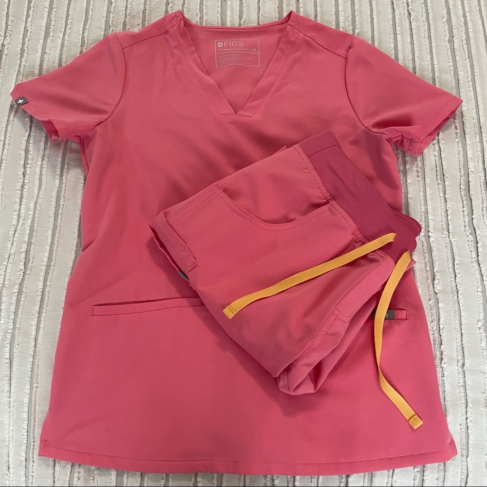 Neon Pink Figs Scrub Set